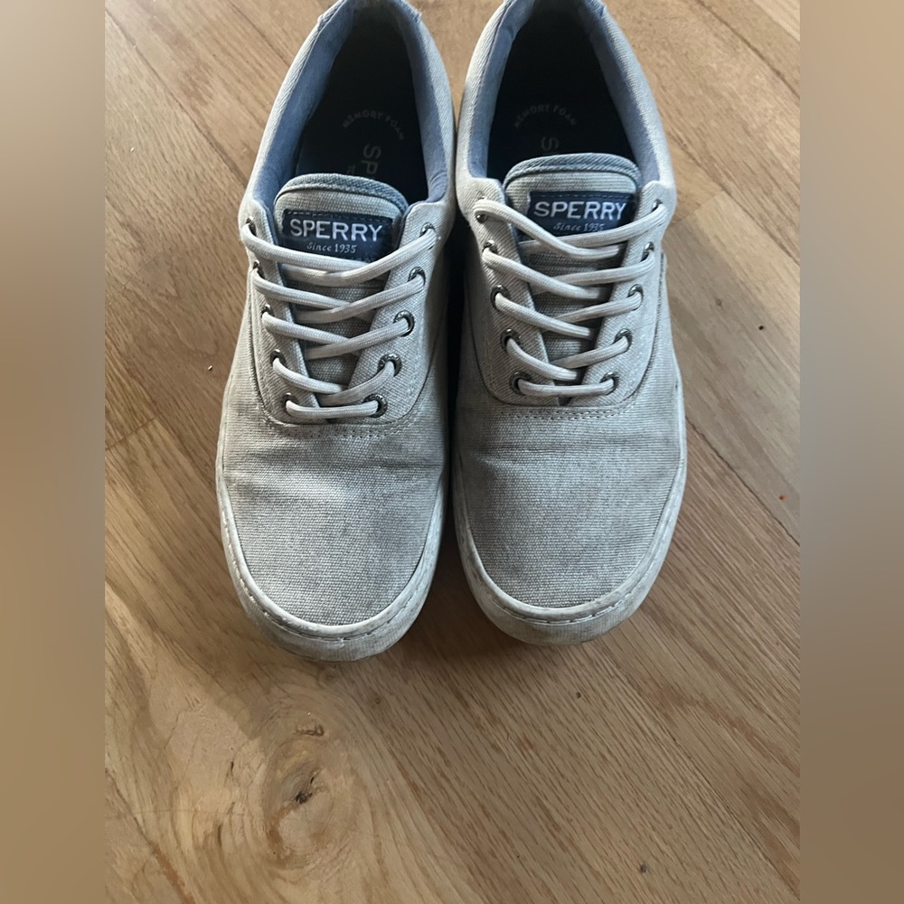 Sperry Topsider Canvas Shoe 10M